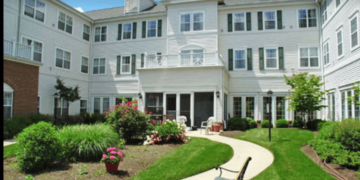 Charter Senior Living Of Edgewood Caring Advisor
